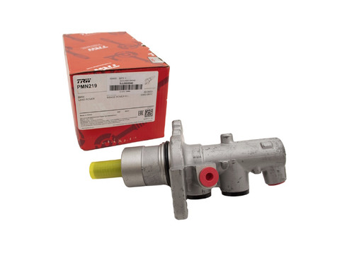 TRW Brake Master Cylinder for Range Rover L322 - SJJ000040