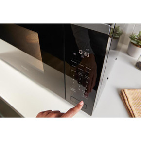 Whirlpool® 1.6 cu. ft. Sensor Cooking Microwave YWMCS7022SB