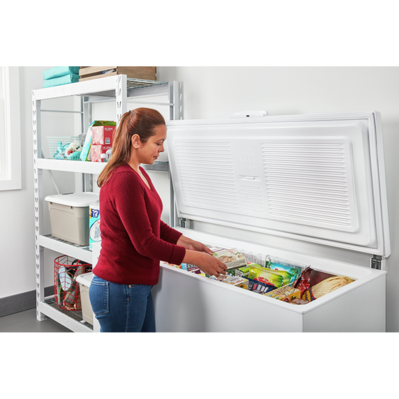 Amana® 16 cu. ft. Amana® Chest Freezer AZC5216LW