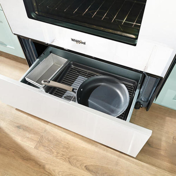 Whirlpool® 30-Inch Electric Range with Air Cooking Technology and No Preheat Air Fry YWFES7030SW