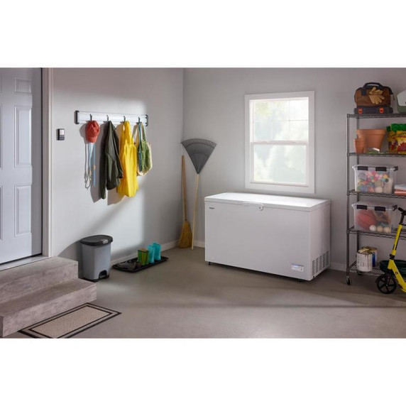 Whirlpool® 16 Cu. Ft. Convertible Chest Freezer with 3 Storage Baskets WZCC5516TW