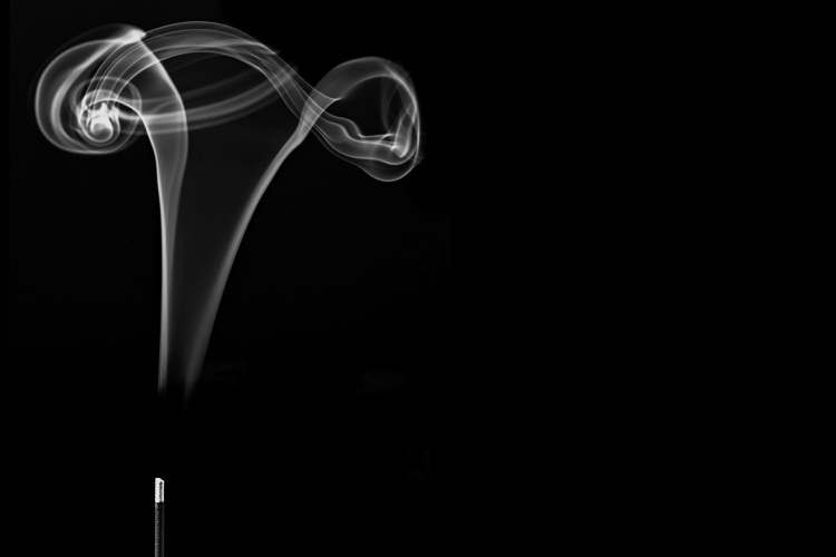 Eight Ways to Better Mask the Smell of Weed Puffr