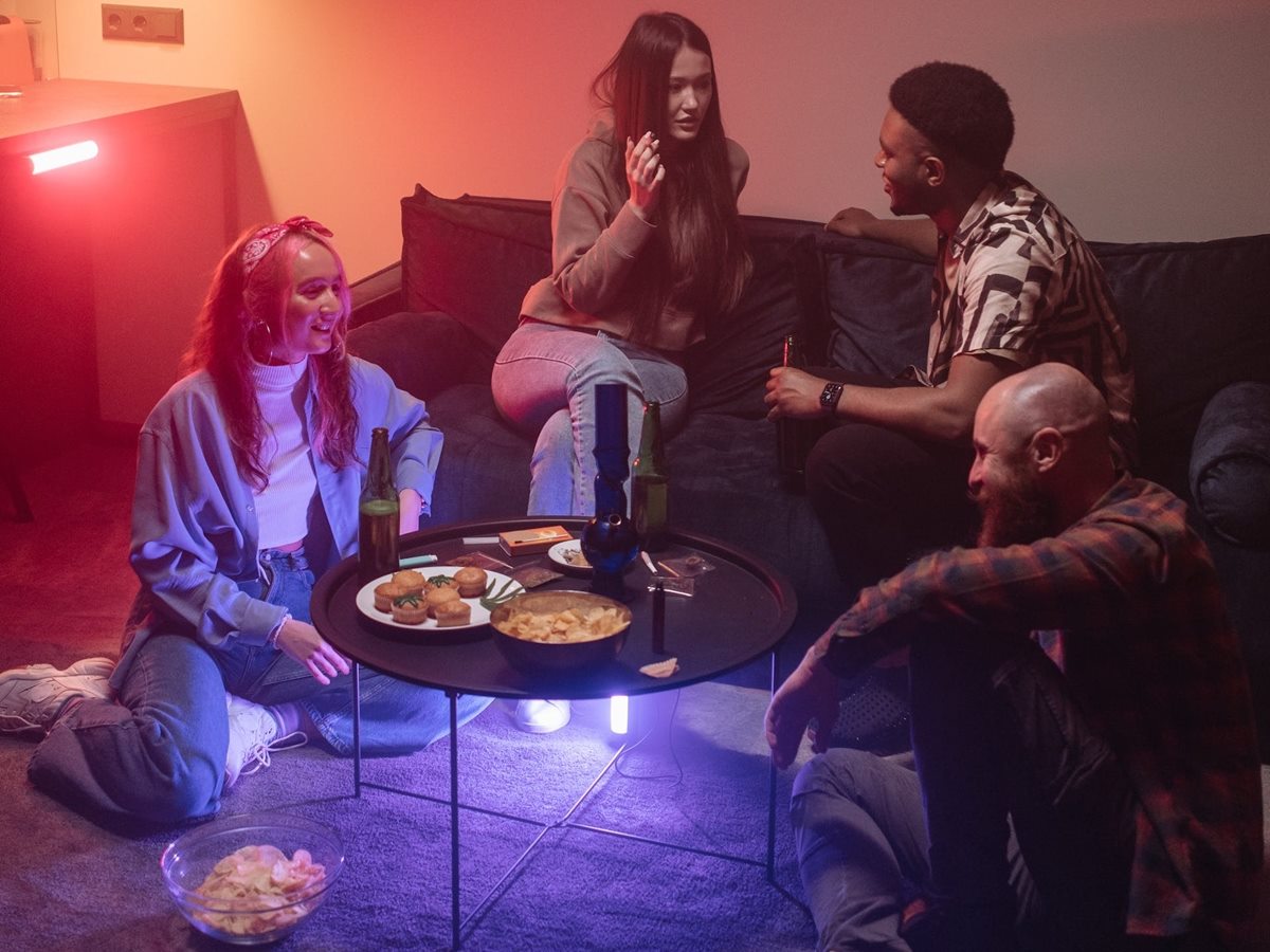 Making a Smoking Room in Five Steps Puffr