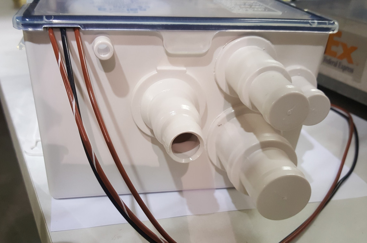 Attwood Shower Sump Pump w/ Box (Sahara 