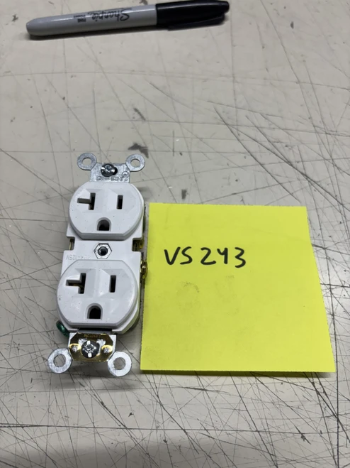 Outlet Duplex  back and side 20A -125v 6-15 white