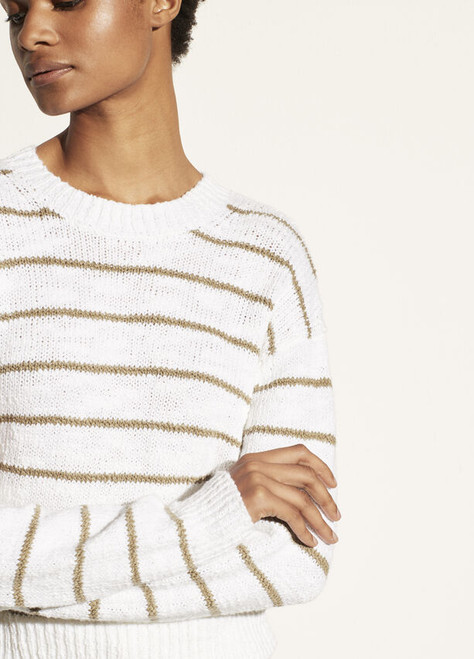 TEXTURED STRIPE CREW NECK