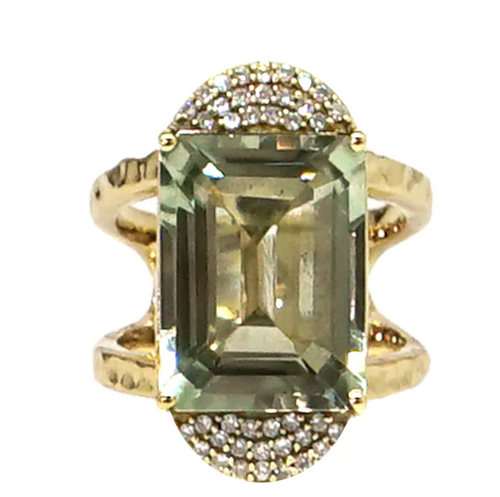 GOLD KOSOR EMERALD CUT AMETHYST/CRYSTAL RING