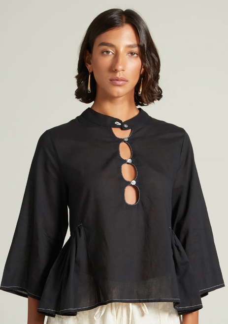 KEY HOLE BLOUSE WITH CONTRAST STITCHING