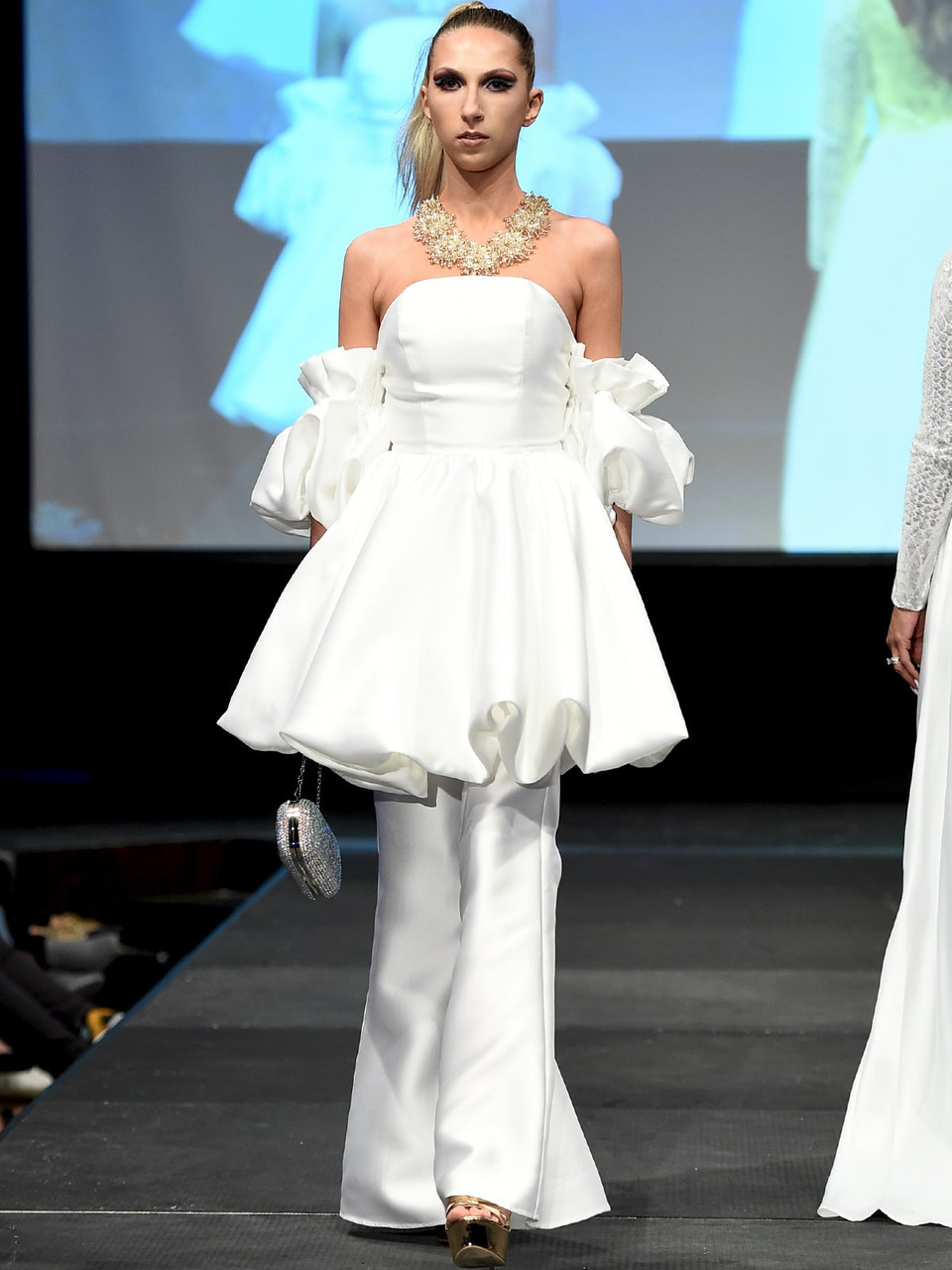 victoria project runway white dress Project Runway: the best looks from season 18  Gennaro Costanzo