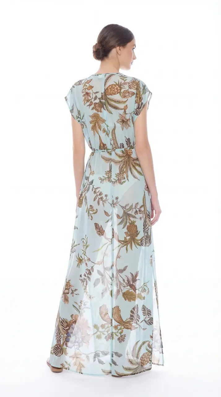 Long dress with V-neck and slit