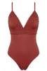 Costume One-Piece Triangle with Details in Crochet Floral - FATE