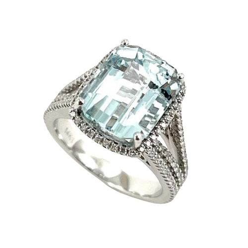 14 Karat White Gold Aquamarine Fashion Ring