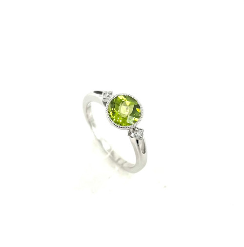 14kt White Gold Round Peridot Ring with Diamonds