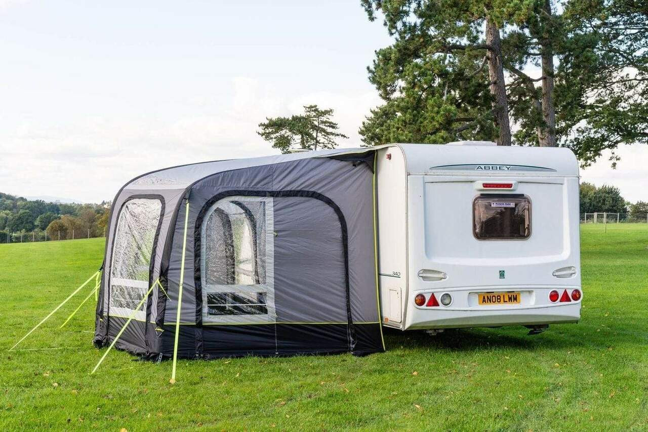 inflatable air tent AirTek Parkhurst 4.0 Inflatable Family Tent