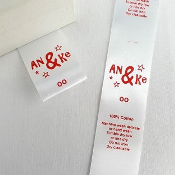 Log size and care labels by Ted and Toot labels