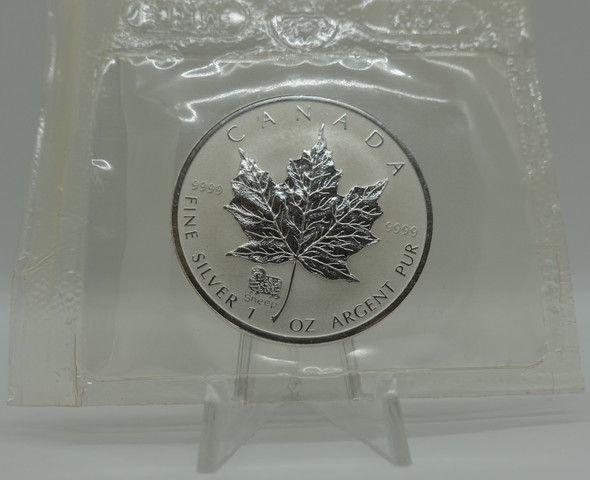 2003 $5 FINE SILVER MAPLE LEAF: SHEEP PRIVY