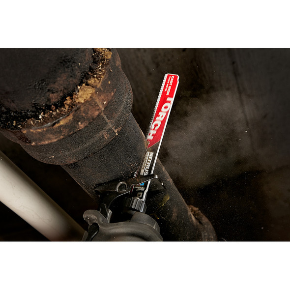 Milwaukee 48-00-5562 9″ 7TPI TORCH™ SAWZALL® Blades with NITRUS CARBIDE™ 5-Pack