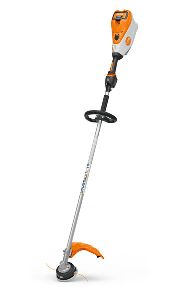 STIHL FSA 135 R professional cordless brushcutter with loop handle, brushless motor, and variable-speed trigger for commercial landscaping and grounds maintenance.