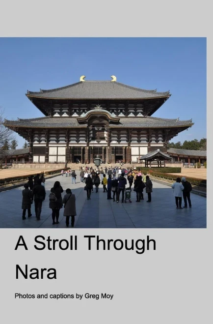 A Stroll Through Nara - Hardcover