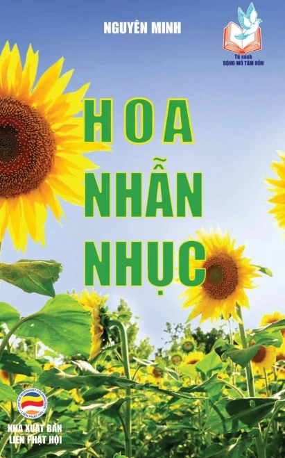 Hoa Nh?N Nh?C: B?N In Nam 2017 (Vietnamese Edition)