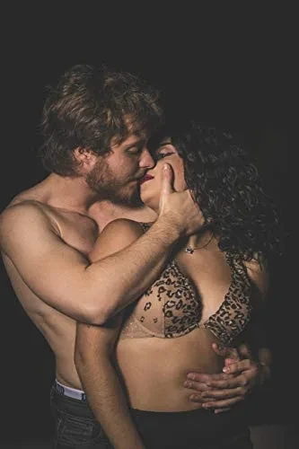 Un amore "atipico": Luca &Sara (Italian Edition)
