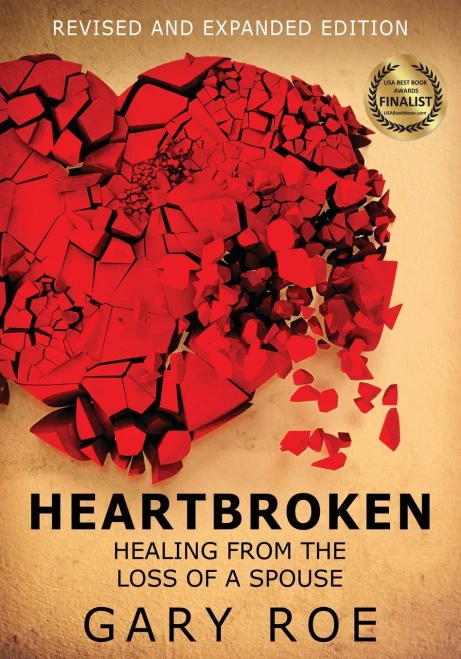 Heartbroken: Healing From The Loss Of A Spouse (Large Print)
