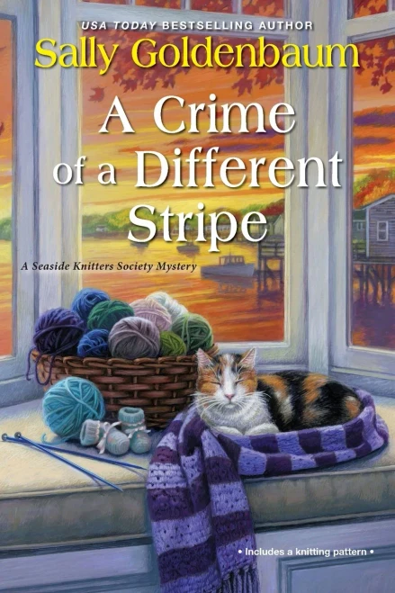 A Crime Of A Different Stripe (Seaside Knitters Society)