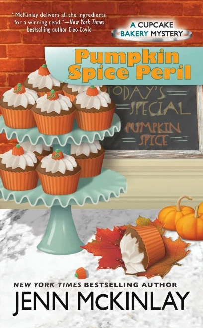 Pumpkin Spice Peril (Cupcake Bakery Mystery)