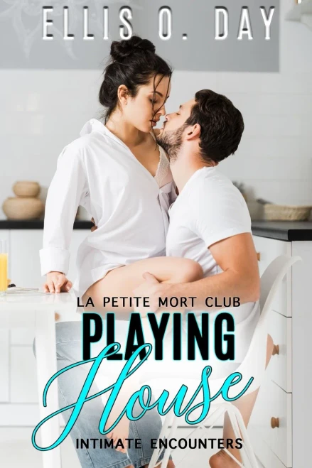 Playing House - 9781942706526