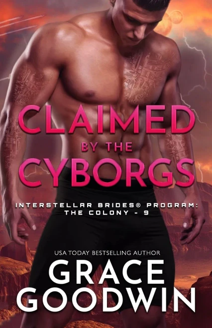 Claimed by the Cyborgs : Large Print