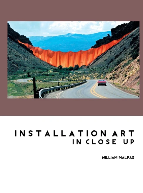 Installation Art in Close-Up (Hardback)