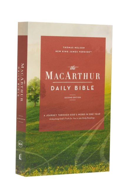 The Nkjv, Macarthur Daily Bible, 2Nd Edition, Paperback, Comfort Print : Read Through The Bible In One Year, With Notes From John Macarthur
