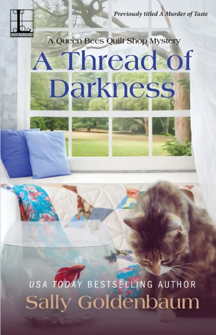 A Thread Of Darkness (Queen Bees Quilt Shop)