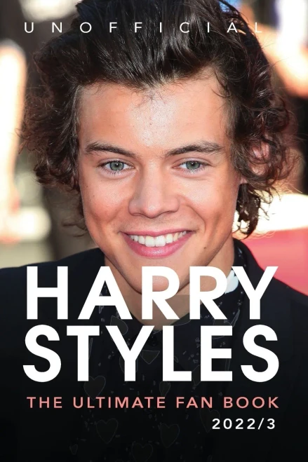 Harry Styles The Ultimate Fan Book: 100+ Harry Styles Facts, Photos, Quizzes & More (Celebrity Books for Kids) (German Edition)