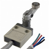 D4C3520 OMRON COMPACT ENCLOSED LIMIT SWITCH