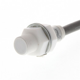 E2FQX2F1 OMRON PROX SWITCH