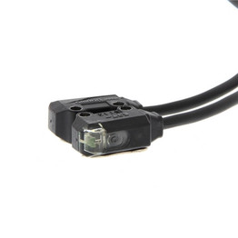 E3TST13 OMRON SENSOR