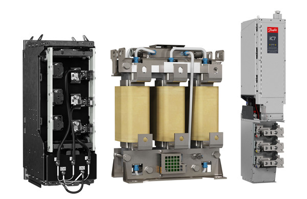 LCL Filter OF7Z3 for System Modules OF7Z3-M-AF-05-514A-A1-C54-F4 Air-cooled, forced 380-500 V AC, 514 A AuxBus thermal protection IP00/Open Type (Channel IP54) LCL filter for air.c. AFE10  Other options according to model code