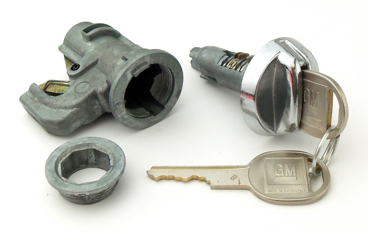 1970-72 Chevelle or El Camino Glove Box Lock w/ Keys