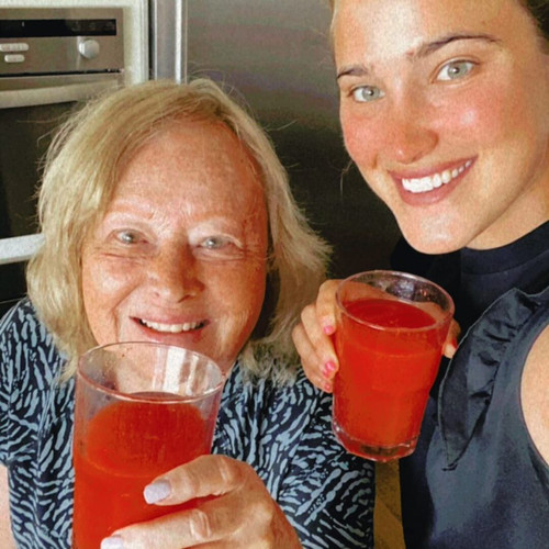 Maxine and Danielle Drink Boon Collagen Reviver