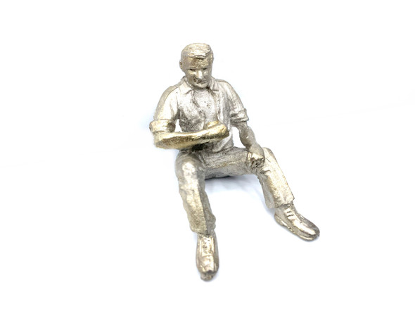 48-1436 Man Sitting Drinking O Scale FKA Keil Line