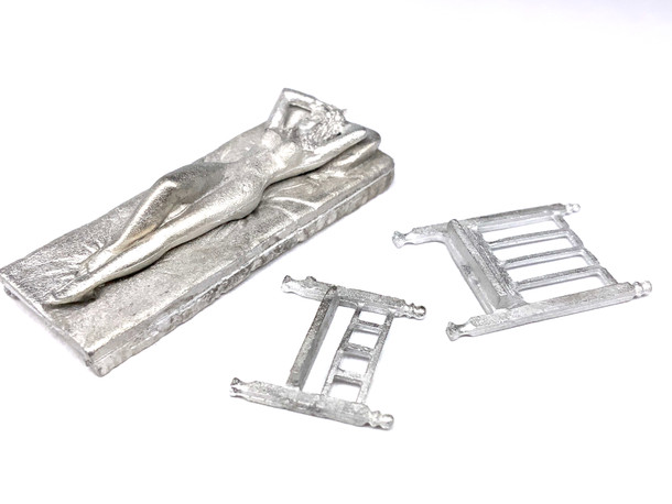 48-1279 Nude woman laying in bed brothel O Scale Figure FKA Keil Line unpainted