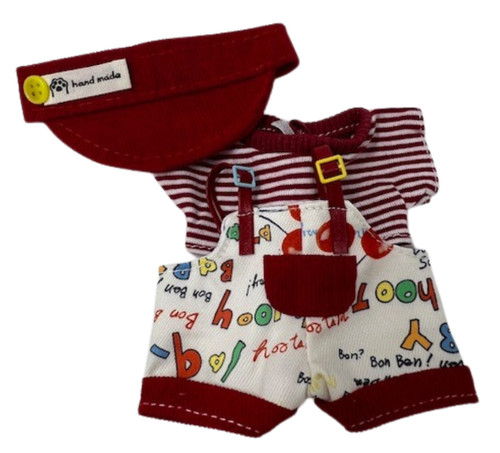 It is a Hoot La La! Whimsical Outfit for 17.5 cm Labubu Dolls