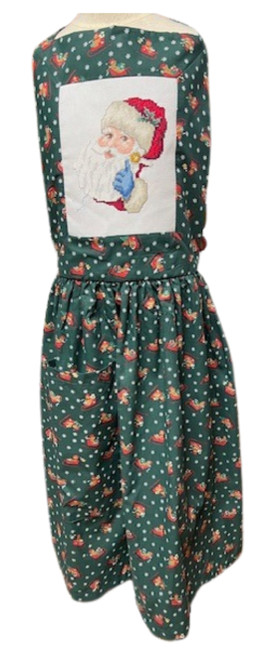 Handmade Santa Sleigh Apron with Cross-Stitch Santa Face – For Home or Restaurant Handmade Santa Sleigh Apron with Cross-Stitch Santa Face – For Home or Restaurant
