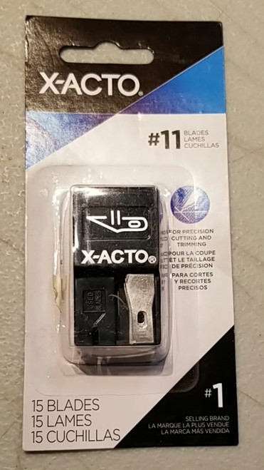Xacto 15 blade dispenser with used blade slot