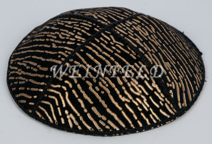 Genuine Suede Yarmulke - Metallic Embossed - Gold Dotted Lines Genuine Suede Yarmulke - Metallic Embossed - Gold Dotted Lines