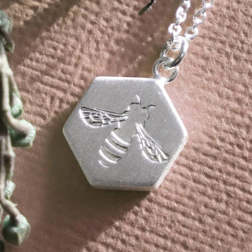 Keke Silver Busy Bee Silver Necklace