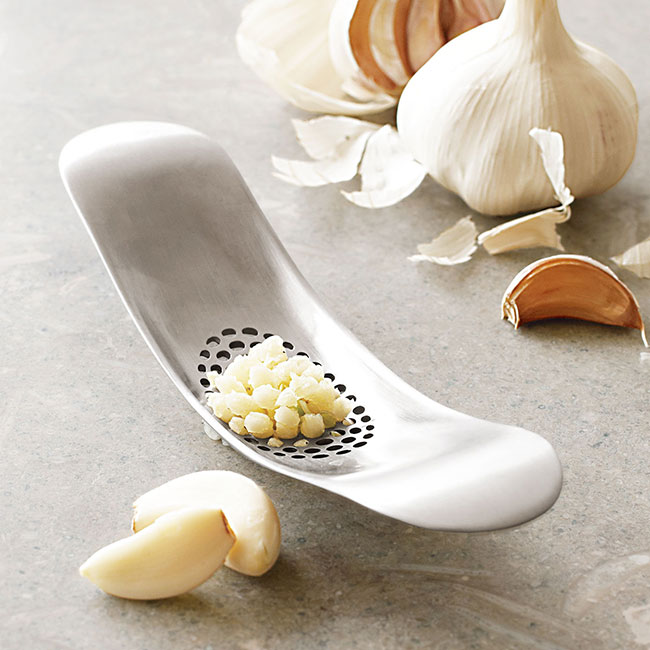 OTOTO Rockula Garlic Press