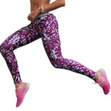 Raspberria leggings for juniors and petite women – breathable and flexible performance fit.
