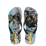 Men's flip flops in black color, perfect for casual beach outings.